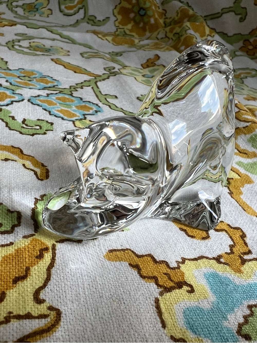 Bacccaret Glass Cat Figurine Decorative Sculpture - Home Art
• 2 1/4 x 1 1/2